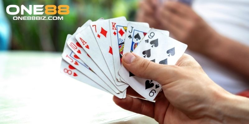 Tiến lên đếm lá là phiên bản đặc biệt của tiến lên